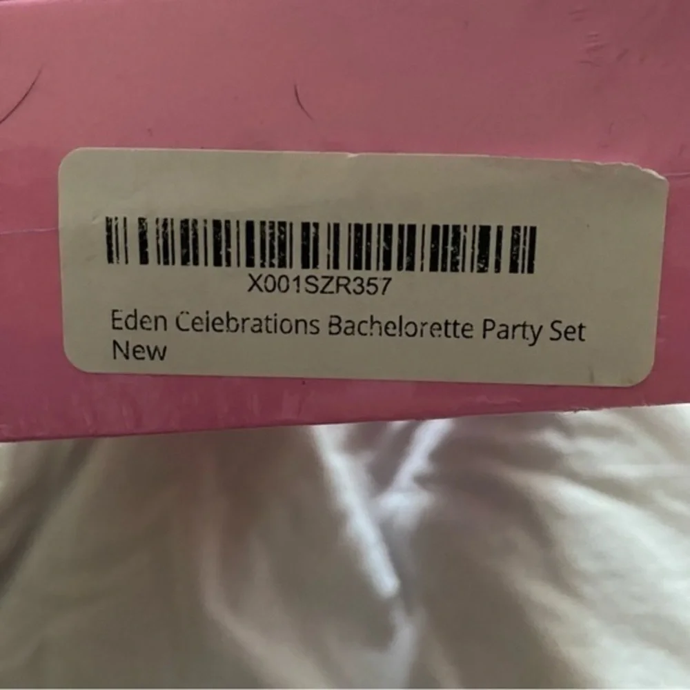 N/A large bachelorette